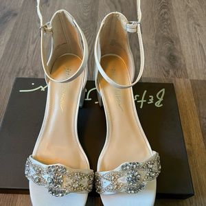 Brand new Betsey Johnson heel